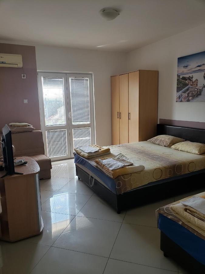 Apartments Petricevic Sutomore Exterior photo