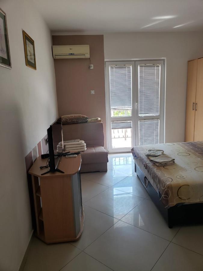 Apartments Petricevic Sutomore Exterior photo