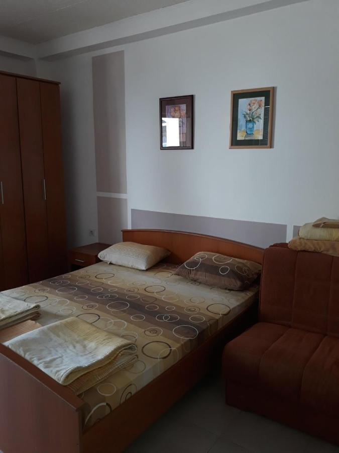 Apartments Petricevic Sutomore Exterior photo