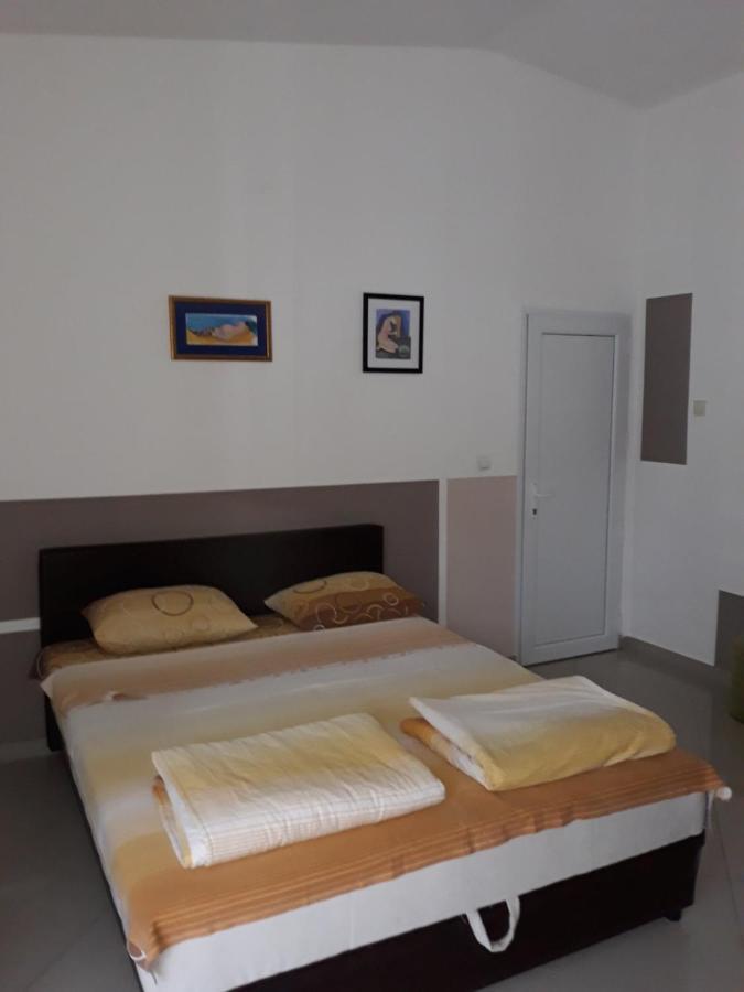 Apartments Petricevic Sutomore Exterior photo