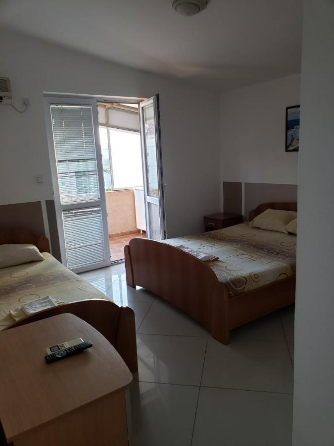 Apartments Petricevic Sutomore Exterior photo