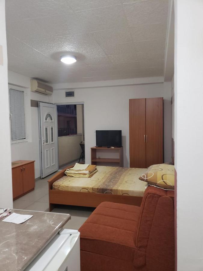 Apartments Petricevic Sutomore Exterior photo