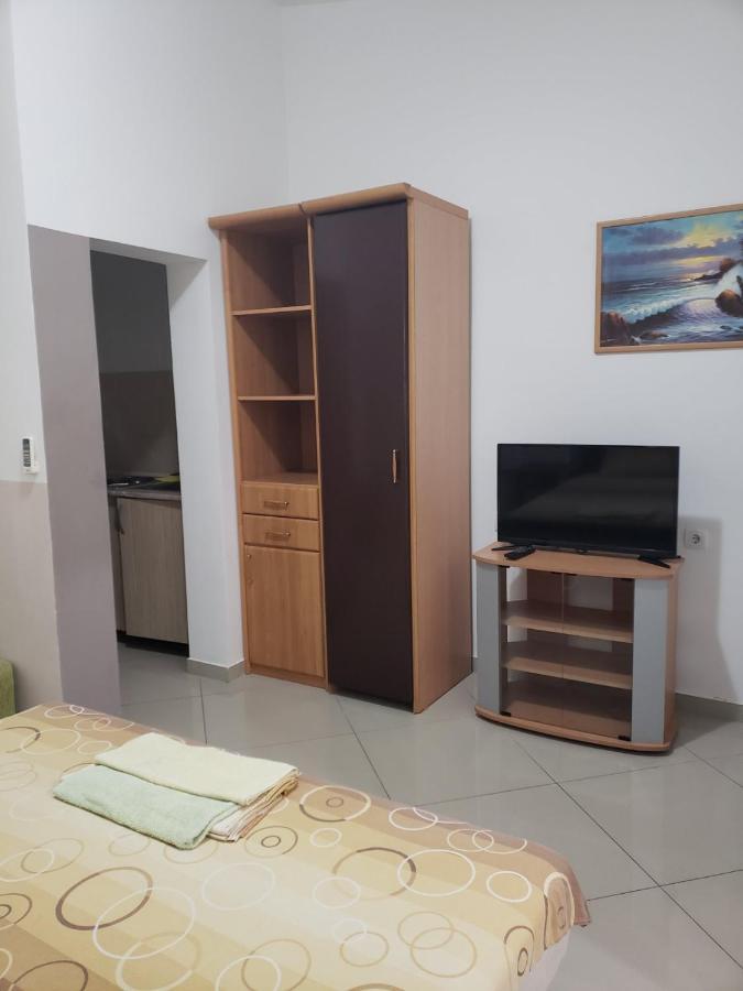 Apartments Petricevic Sutomore Exterior photo